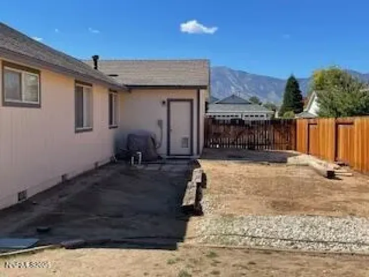 2979 Del Rio, Minden, Nevada 89423, 4 Bedrooms Bedrooms, ,2 BathroomsBathrooms,Residential,Residential,Del Rio,250056782
