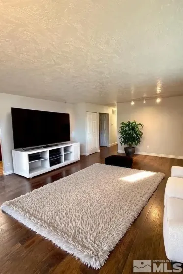 255 Drumm, Fallon, Nevada 89406, 3 Bedrooms Bedrooms, ,3 BathroomsBathrooms,Residential,Residential,Drumm,250000500