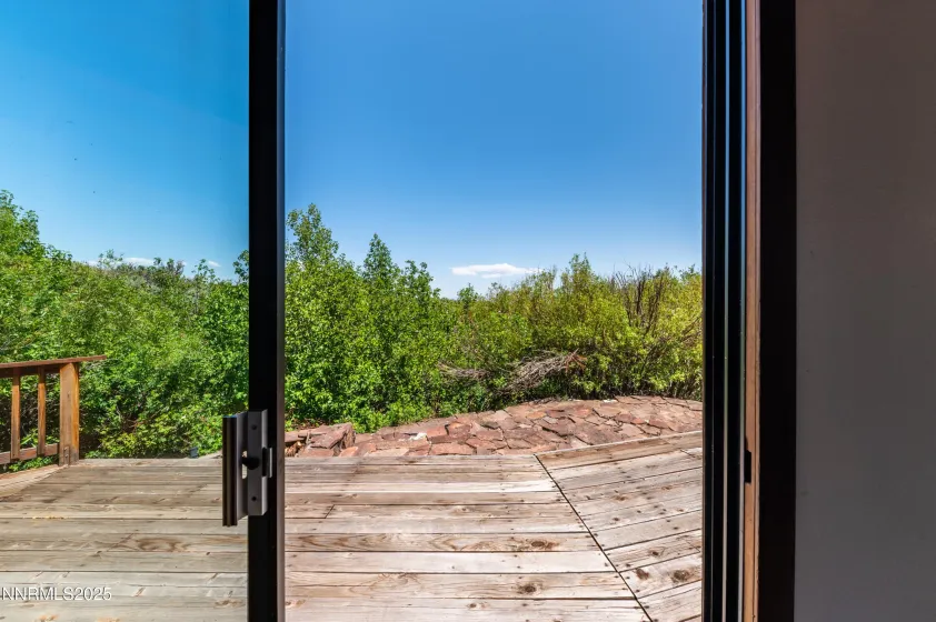 west dome - sliding glass door to deck and Whites Creek