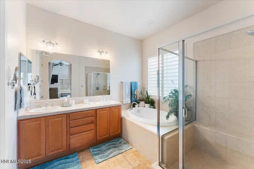 10110 Cavalry, Reno, Nevada 89521, 4 Bedrooms Bedrooms, ,3 BathroomsBathrooms,Residential,Residential,Cavalry,250056788