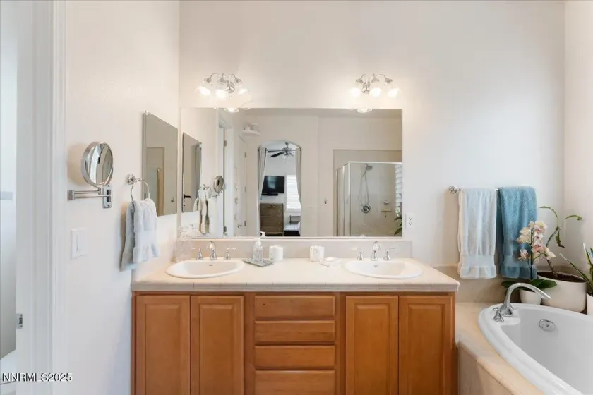 10110 Cavalry, Reno, Nevada 89521, 4 Bedrooms Bedrooms, ,3 BathroomsBathrooms,Residential,Residential,Cavalry,250056788