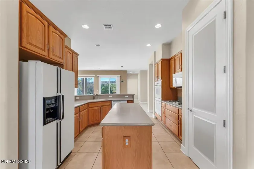 1405 Meridian Ranch, Reno, Nevada 89523, 3 Bedrooms Bedrooms, ,2 BathroomsBathrooms,Residential,Residential,Meridian Ranch,250056794