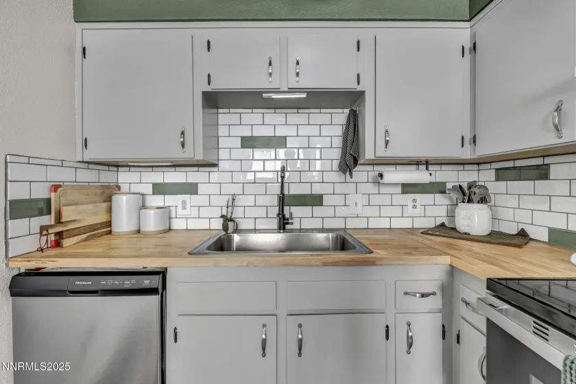 3408 Northgate, Carson City, Nevada 89706, 3 Bedrooms Bedrooms, ,2 BathroomsBathrooms,Residential,Residential,Northgate,250056800