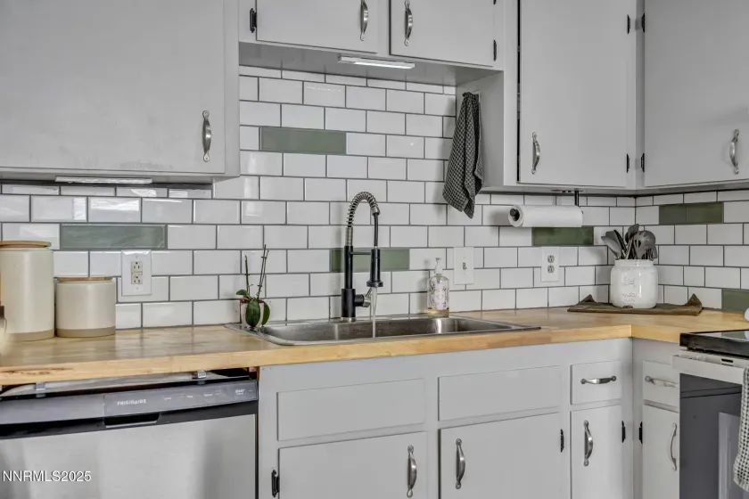 3408 Northgate, Carson City, Nevada 89706, 3 Bedrooms Bedrooms, ,2 BathroomsBathrooms,Residential,Residential,Northgate,250056800