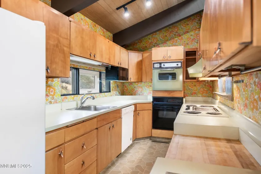 77 Ophir Mill, Dayton, Nevada 89403, 3 Bedrooms Bedrooms, ,2 BathroomsBathrooms,Residential,Residential,Ophir Mill,250056801