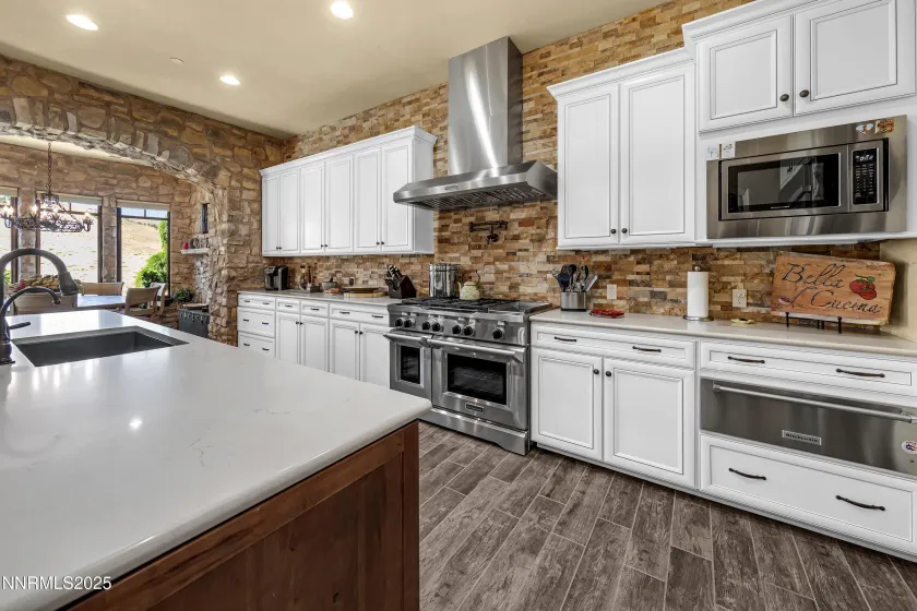 3166 Vista Favoloso, Reno, Nevada 89519, 4 Bedrooms Bedrooms, ,5 BathroomsBathrooms,Residential,Residential,Vista Favoloso,250056810