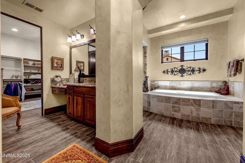 3166 Vista Favoloso, Reno, Nevada 89519, 4 Bedrooms Bedrooms, ,5 BathroomsBathrooms,Residential,Residential,Vista Favoloso,250056810