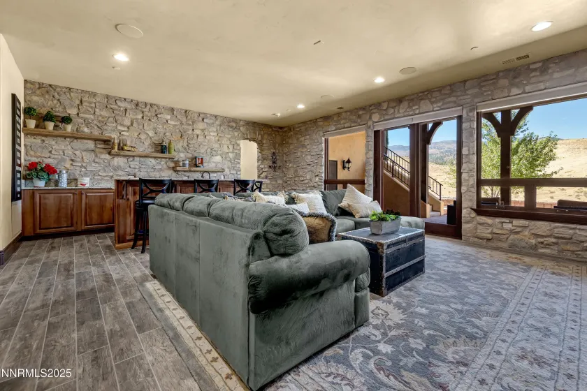 3166 Vista Favoloso, Reno, Nevada 89519, 4 Bedrooms Bedrooms, ,5 BathroomsBathrooms,Residential,Residential,Vista Favoloso,250056810