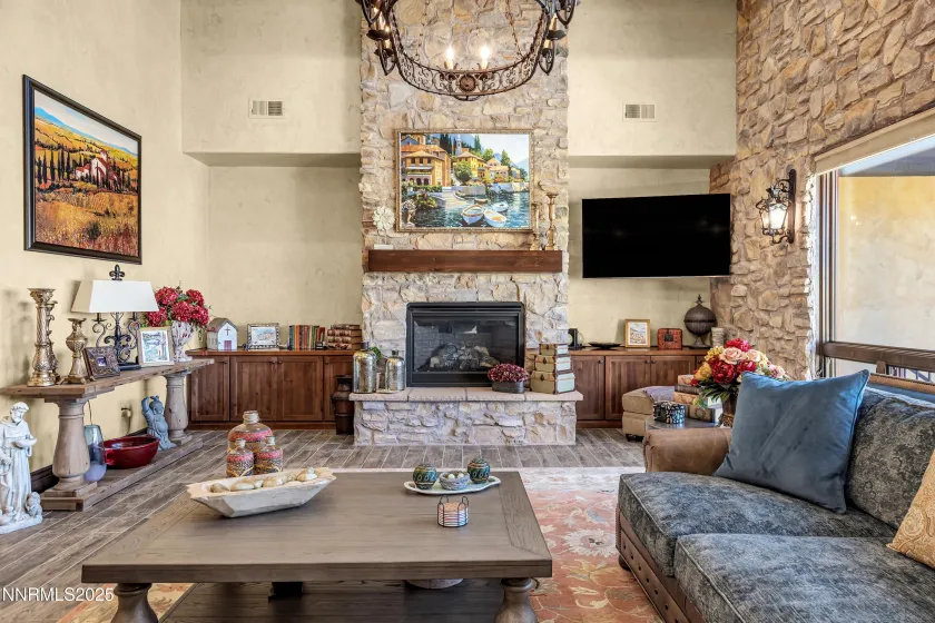 3166 Vista Favoloso, Reno, Nevada 89519, 4 Bedrooms Bedrooms, ,5 BathroomsBathrooms,Residential,Residential,Vista Favoloso,250056810