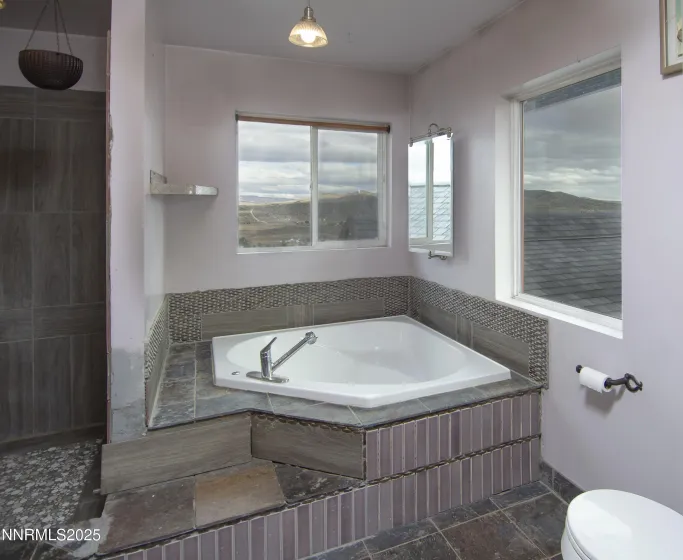 20 Prairie, Reno, Nevada 89506, 3 Bedrooms Bedrooms, ,2 BathroomsBathrooms,Residential,Residential,Prairie,250056812