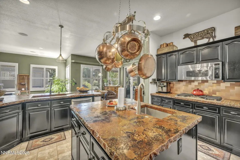 3461 Tavira, Sparks, Nevada 89436, 4 Bedrooms Bedrooms, ,3 BathroomsBathrooms,Residential,Residential,Tavira,250056826