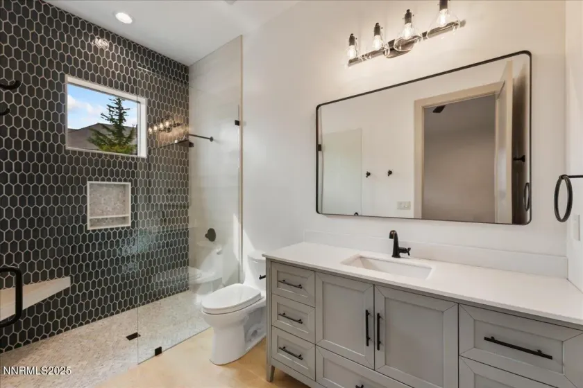 10755 Renegade, Reno, Nevada 89511, 3 Bedrooms Bedrooms, ,4 BathroomsBathrooms,Residential,Residential,Renegade,250056829