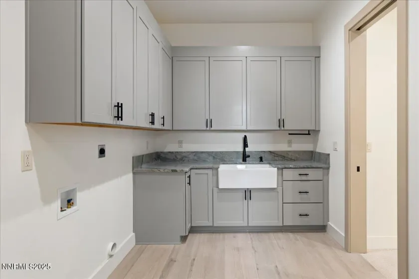 10755 Renegade, Reno, Nevada 89511, 3 Bedrooms Bedrooms, ,4 BathroomsBathrooms,Residential,Residential,Renegade,250056829