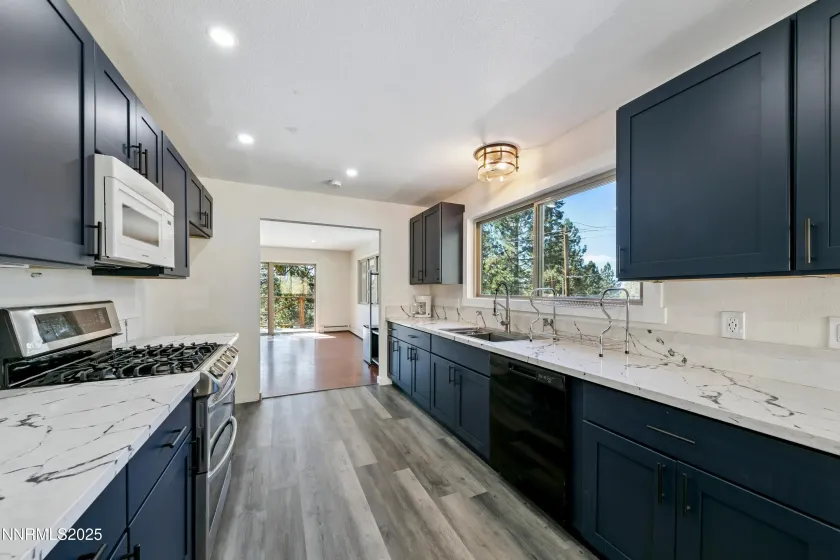207 Cedar Ridge, Zephyr Cove, Nevada 89448, 3 Bedrooms Bedrooms, ,3 BathroomsBathrooms,Residential,Residential,Cedar Ridge,250056835