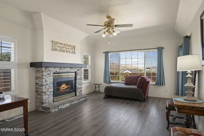 1030 Haystack, Carson City, Nevada 89705, 3 Bedrooms Bedrooms, ,2 BathroomsBathrooms,Residential,Residential,Haystack,250056847