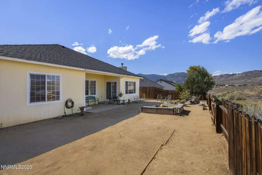 1030 Haystack, Carson City, Nevada 89705, 3 Bedrooms Bedrooms, ,2 BathroomsBathrooms,Residential,Residential,Haystack,250056847