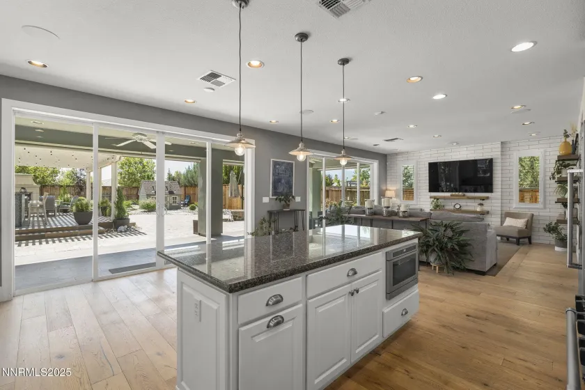 2890 Ethelinda, Reno, Nevada 89521, 3 Bedrooms Bedrooms, ,3 BathroomsBathrooms,Residential,Residential,Ethelinda,250056852