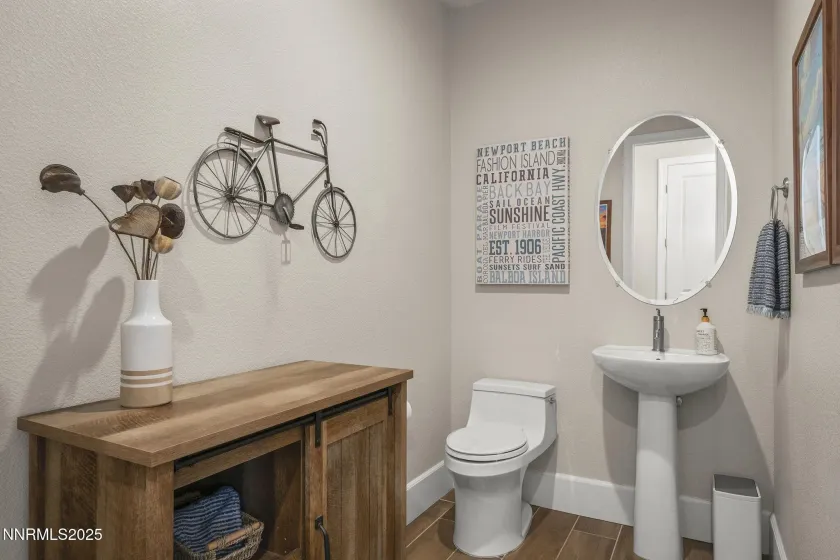 2890 Ethelinda, Reno, Nevada 89521, 3 Bedrooms Bedrooms, ,3 BathroomsBathrooms,Residential,Residential,Ethelinda,250056852