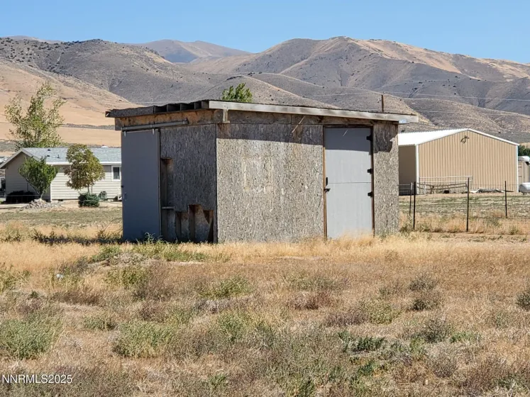 605 Mike, Winnemucca, Nevada 89445, 2 Bedrooms Bedrooms, ,2 BathroomsBathrooms,Residential,Residential,Mike,250056860