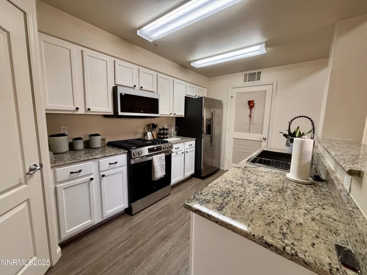 9050 Double R, Reno, Nevada 89521, 1 Bedroom Bedrooms, ,1 BathroomBathrooms,Residential,Residential,Double R,250056863