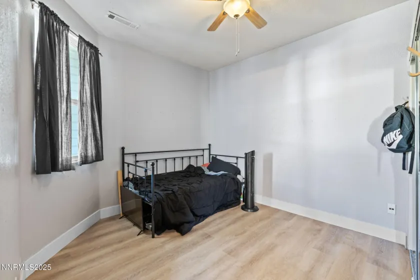 8430 Seal Beach, Reno, Nevada 89506, 4 Bedrooms Bedrooms, ,2 BathroomsBathrooms,Residential,Residential,Seal Beach,250056894