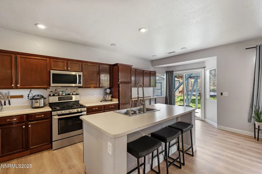 8430 Seal Beach, Reno, Nevada 89506, 4 Bedrooms Bedrooms, ,2 BathroomsBathrooms,Residential,Residential,Seal Beach,250056894