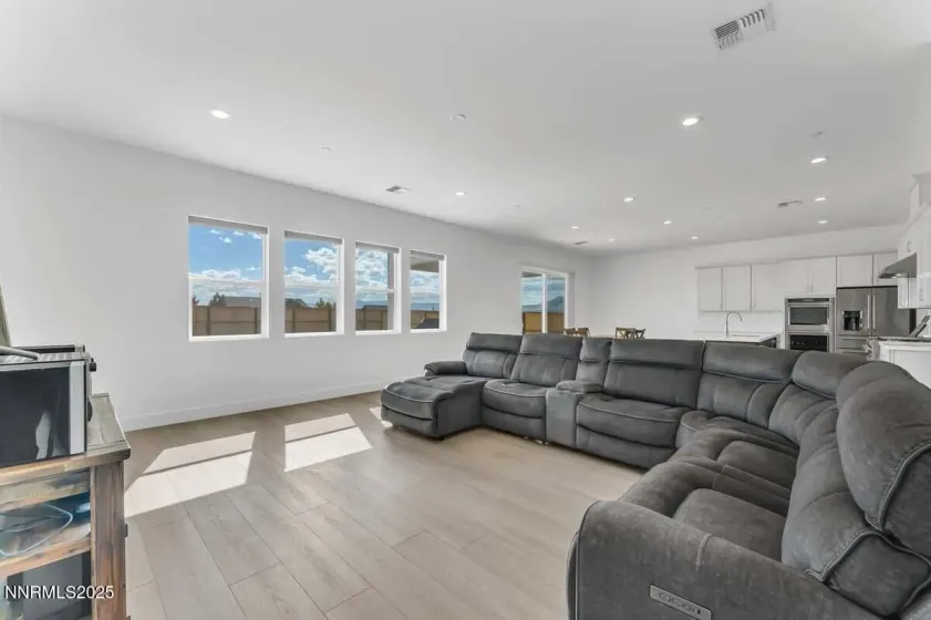396 Pah Rah Rdg, Sparks, Nevada 89441, 5 Bedrooms Bedrooms, ,4 BathroomsBathrooms,Residential,Residential,Pah Rah Rdg,250056898 396 Pah Rah Rdg, Sparks, Nevada 89441, 5 Bedrooms Bedrooms, ,4 BathroomsBathrooms,Residential,Residential,Pah Rah Rdg,250056898