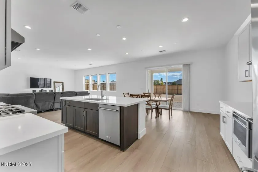 396 Pah Rah Rdg, Sparks, Nevada 89441, 5 Bedrooms Bedrooms, ,4 BathroomsBathrooms,Residential,Residential,Pah Rah Rdg,250056898 396 Pah Rah Rdg, Sparks, Nevada 89441, 5 Bedrooms Bedrooms, ,4 BathroomsBathrooms,Residential,Residential,Pah Rah Rdg,250056898