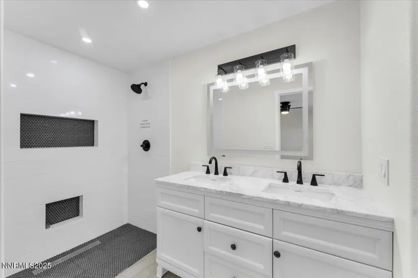 6815 Prestwick, Reno, Nevada 89502, 3 Bedrooms Bedrooms, ,2 BathroomsBathrooms,Residential,Residential,Prestwick,250056907