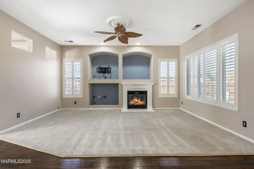 1498 Riverpark, Dayton, Nevada 89403, 4 Bedrooms Bedrooms, ,2 BathroomsBathrooms,Residential,Residential,Riverpark,250056912 1498 Riverpark, Dayton, Nevada 89403, 4 Bedrooms Bedrooms, ,2 BathroomsBathrooms,Residential,Residential,Riverpark,250056912