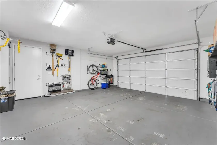 14013 Dancing Flame, Reno, Nevada 89511, 4 Bedrooms Bedrooms, ,3 BathroomsBathrooms,Residential,Residential,Dancing Flame,250056926