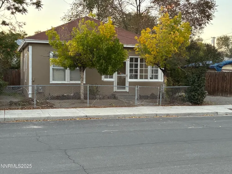 1075 Dartmouth, Lovelock, Nevada 89419, 2 Bedrooms Bedrooms, ,1 BathroomBathrooms,Residential,Residential,Dartmouth,250056930