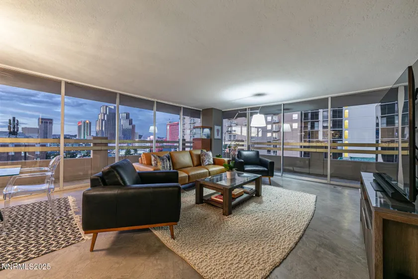 100 Arlington, Reno, Nevada 89501, 2 Bedrooms Bedrooms, ,2 BathroomsBathrooms,Residential,Residential,Arlington,250056933