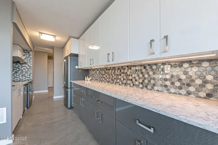100 Arlington, Reno, Nevada 89501, 2 Bedrooms Bedrooms, ,2 BathroomsBathrooms,Residential,Residential,Arlington,250056933