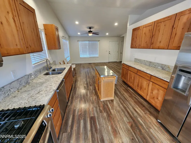 5688 Peach, Sun Valley, Nevada 89433, 3 Bedrooms Bedrooms, ,2 BathroomsBathrooms,Residential,Residential,Peach,250056932