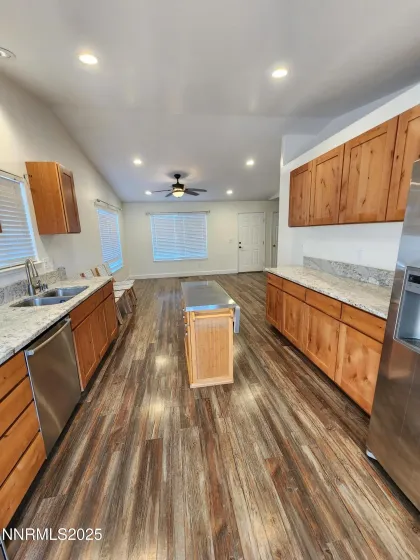 5688 Peach, Sun Valley, Nevada 89433, 3 Bedrooms Bedrooms, ,2 BathroomsBathrooms,Residential,Residential,Peach,250056932