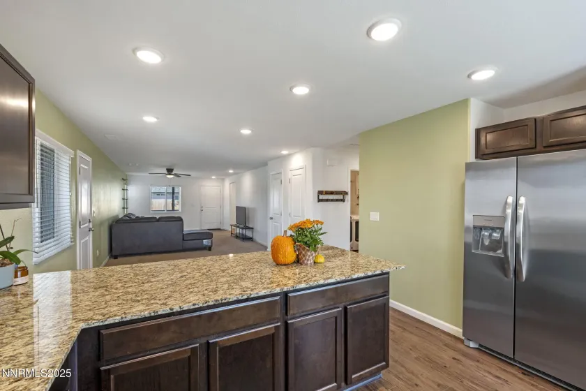 7709 Sandy Valley, Reno, Nevada 89506, 3 Bedrooms Bedrooms, ,2 BathroomsBathrooms,Residential,Residential,Sandy Valley,250056934