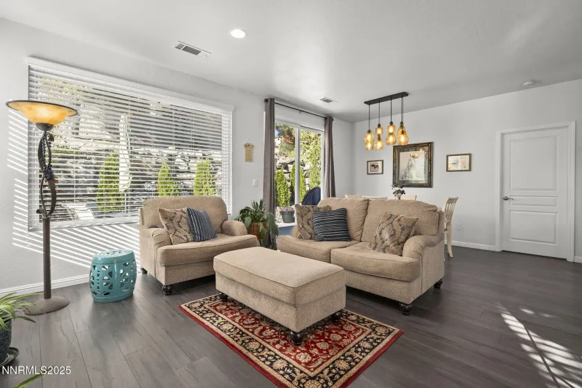 9105 Heritage Ridge, Reno, Nevada 89523, 2 Bedrooms Bedrooms, ,2 BathroomsBathrooms,Residential,Residential,Heritage Ridge,250056935
