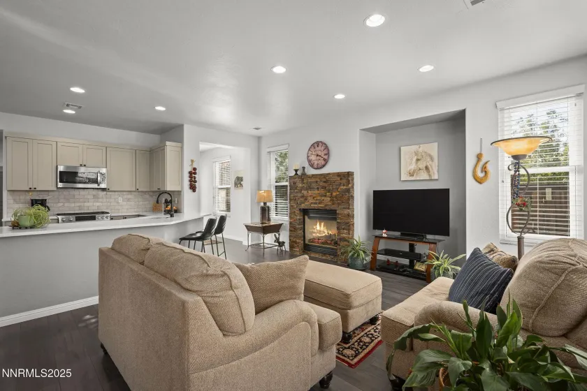 9105 Heritage Ridge, Reno, Nevada 89523, 2 Bedrooms Bedrooms, ,2 BathroomsBathrooms,Residential,Residential,Heritage Ridge,250056935