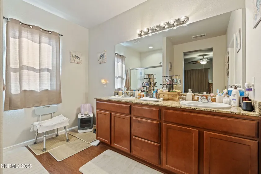 227 Red Oak, Fernley, Nevada 89408, 4 Bedrooms Bedrooms, ,3 BathroomsBathrooms,Residential,Residential,Red Oak,250056937
