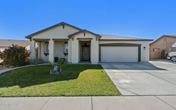 227 Red Oak, Fernley, Nevada 89408, 4 Bedrooms Bedrooms, ,3 BathroomsBathrooms,Residential,Residential,Red Oak,250056937