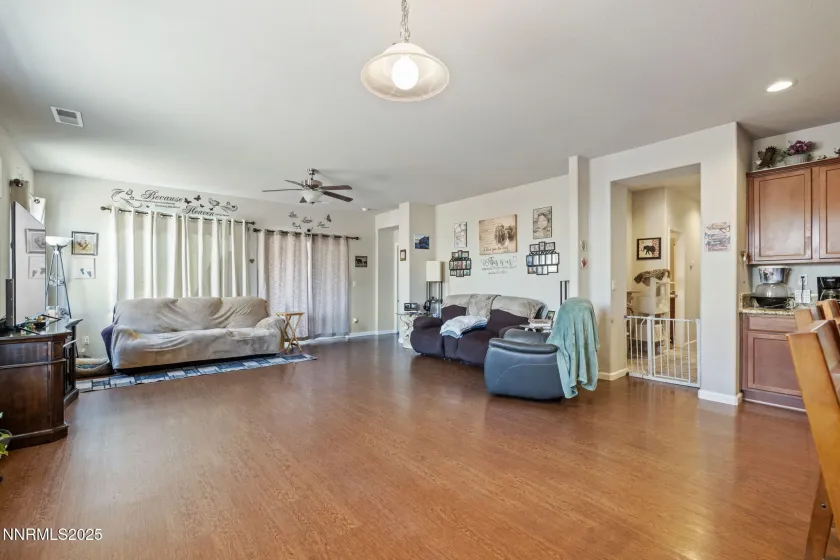 227 Red Oak, Fernley, Nevada 89408, 4 Bedrooms Bedrooms, ,3 BathroomsBathrooms,Residential,Residential,Red Oak,250056937