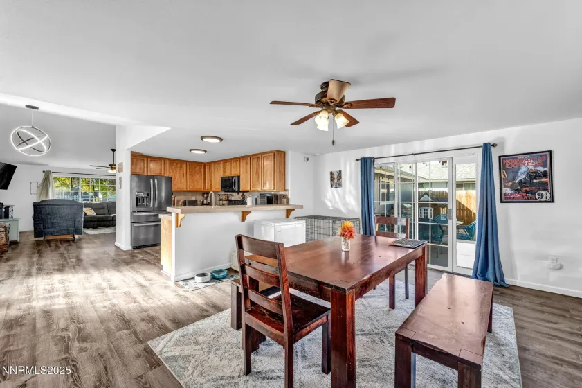 956 Lindsay, Carson City, Nevada 89706, 3 Bedrooms Bedrooms, ,2 BathroomsBathrooms,Residential,Residential,Lindsay,250056939