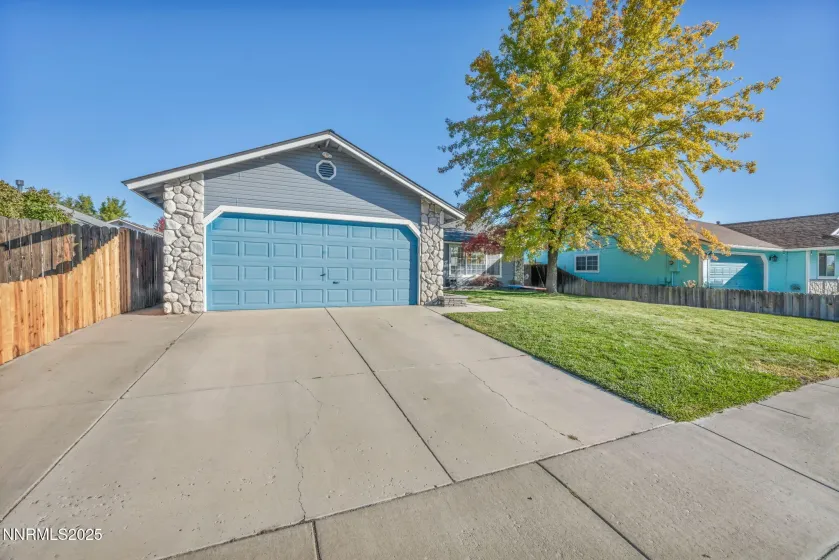 956 Lindsay, Carson City, Nevada 89706, 3 Bedrooms Bedrooms, ,2 BathroomsBathrooms,Residential,Residential,Lindsay,250056939