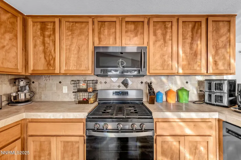 956 Lindsay, Carson City, Nevada 89706, 3 Bedrooms Bedrooms, ,2 BathroomsBathrooms,Residential,Residential,Lindsay,250056939