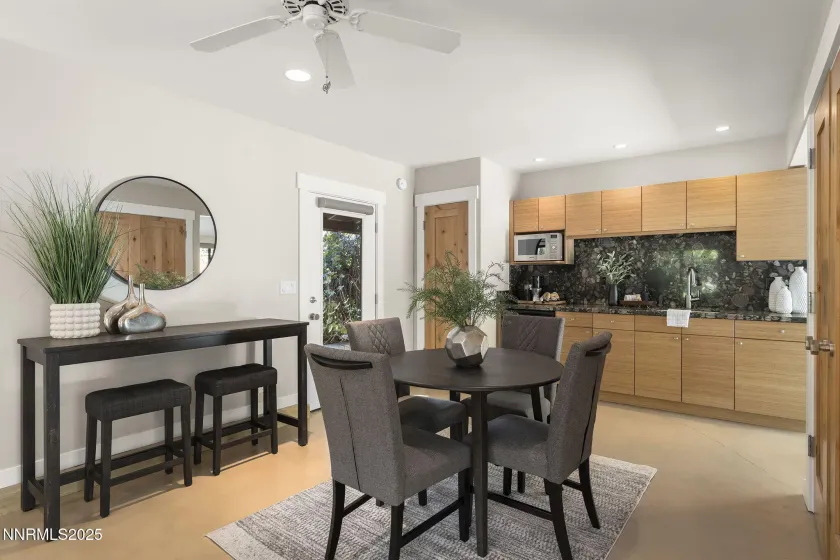 4020 Swanson, Reno, Nevada 89509, 4 Bedrooms Bedrooms, ,4 BathroomsBathrooms,Residential,Residential,Swanson,250056940