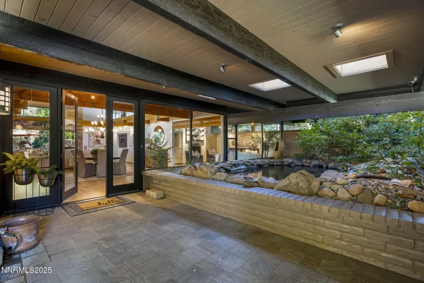 4020 Swanson, Reno, Nevada 89509, 4 Bedrooms Bedrooms, ,4 BathroomsBathrooms,Residential,Residential,Swanson,250056940