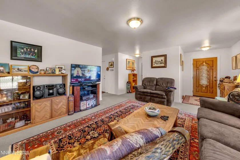 7497 Hebrides, Reno, Nevada 89506, 3 Bedrooms Bedrooms, ,2 BathroomsBathrooms,Residential,Residential,Hebrides,250056942