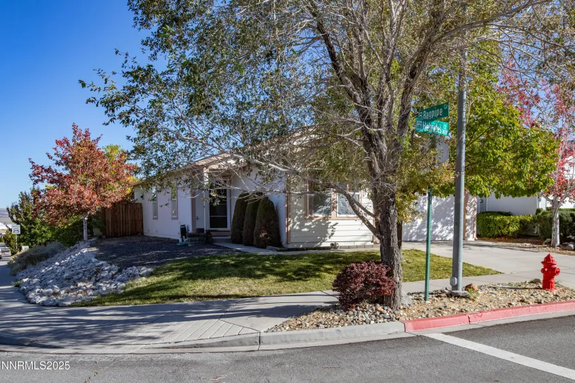 7497 Hebrides, Reno, Nevada 89506, 3 Bedrooms Bedrooms, ,2 BathroomsBathrooms,Residential,Residential,Hebrides,250056942
