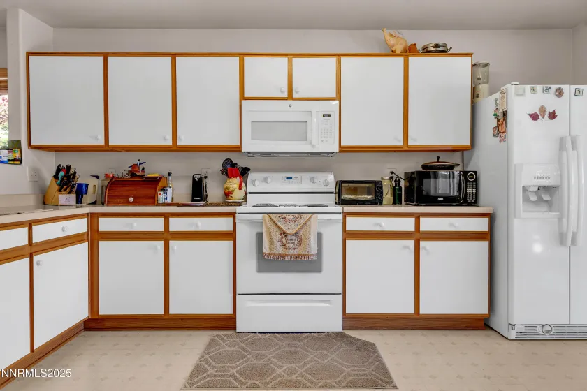 7497 Hebrides, Reno, Nevada 89506, 3 Bedrooms Bedrooms, ,2 BathroomsBathrooms,Residential,Residential,Hebrides,250056942